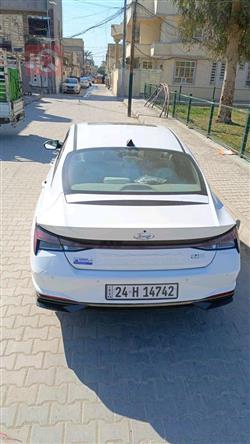 هیوندای ئەلەنترا